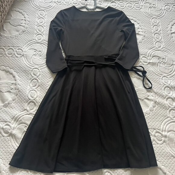 Banana Republic Petite XXS Black Wrap Dress Quarter Sleeve, Wrinkle Resistant - Picture 5 of 5